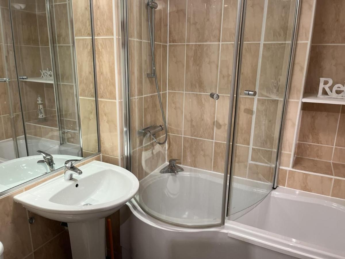 Royal Mile Mansions 2 Bedroom - Edinburgh City Centre Esterno foto