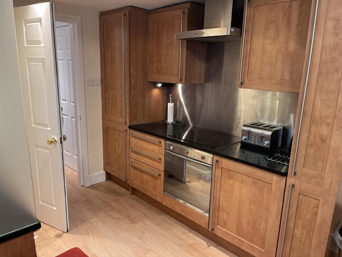 Royal Mile Mansions 2 Bedroom - Edinburgh City Centre Esterno foto