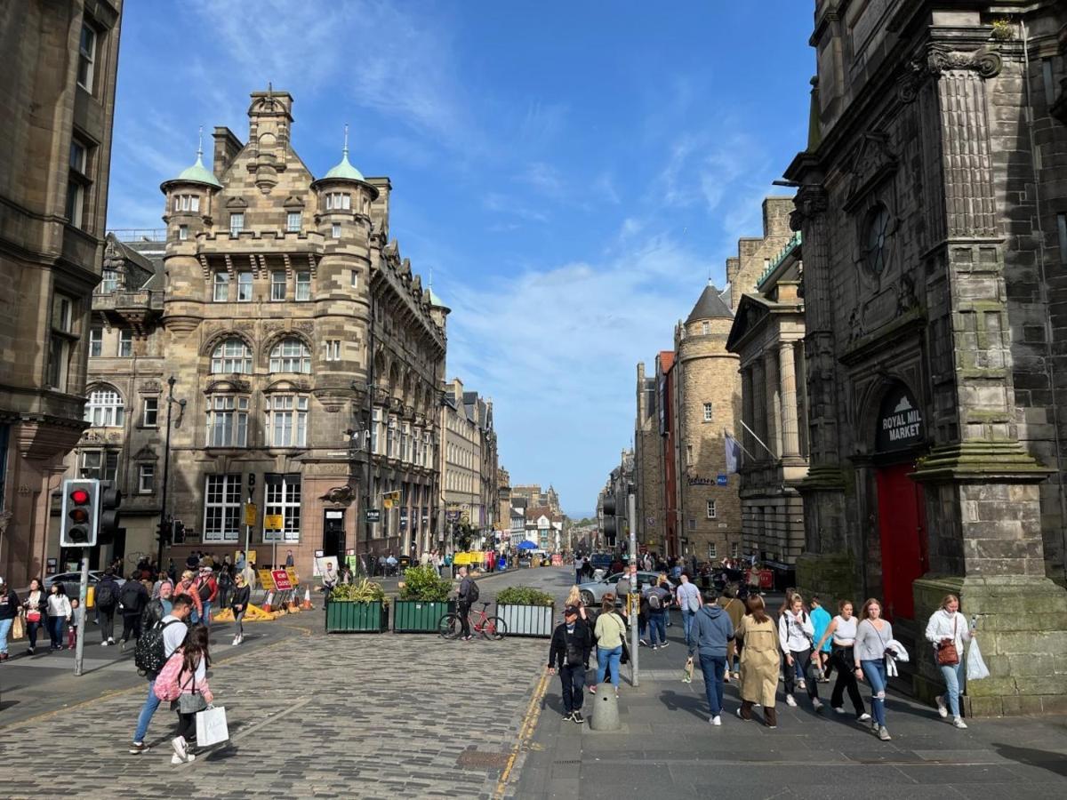 Royal Mile Mansions 2 Bedroom - Edinburgh City Centre Esterno foto